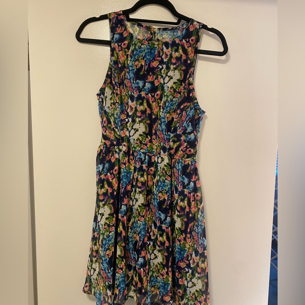 Like New Lush Watercolor Floral Dress